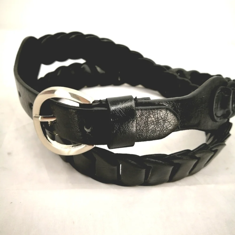 Chinese Laundry Women's L Black Adjustable Belt with Round Silver Tone Belt